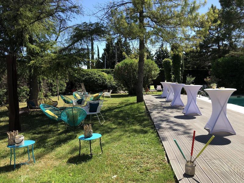 Le Safari Hotel Restaurant Carpentras Eksteriør bilde